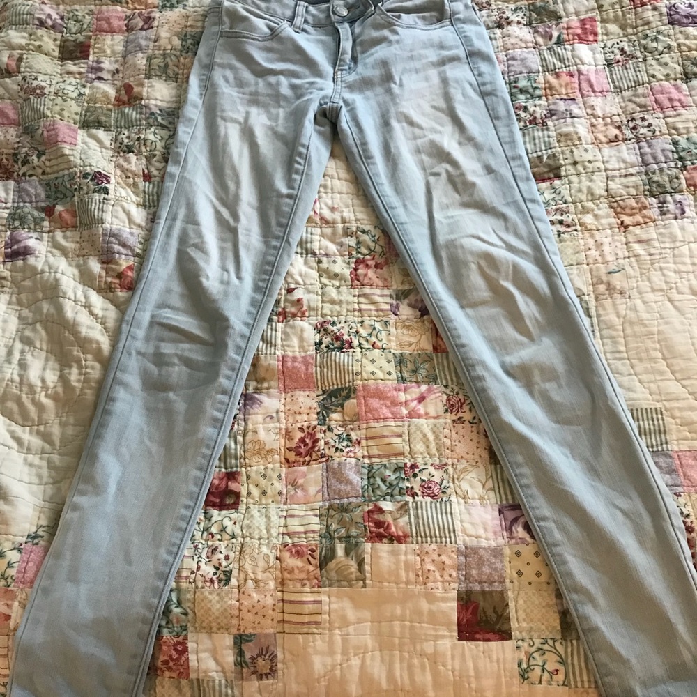 Women’s AE skinny jeans